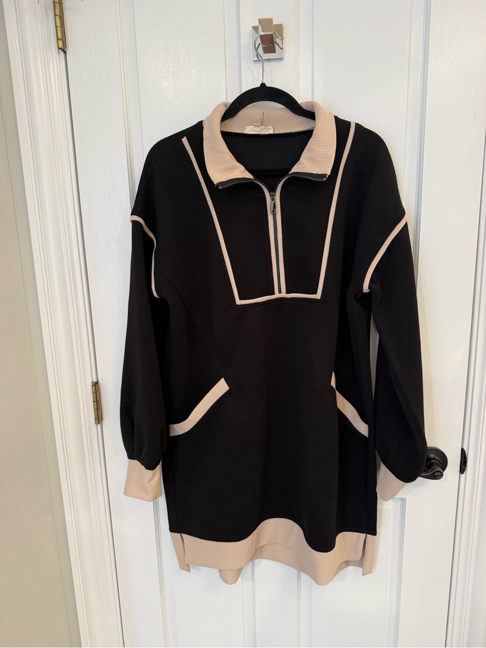 entro Black Sweater with Cream Trim Half-Zip Turtleneck